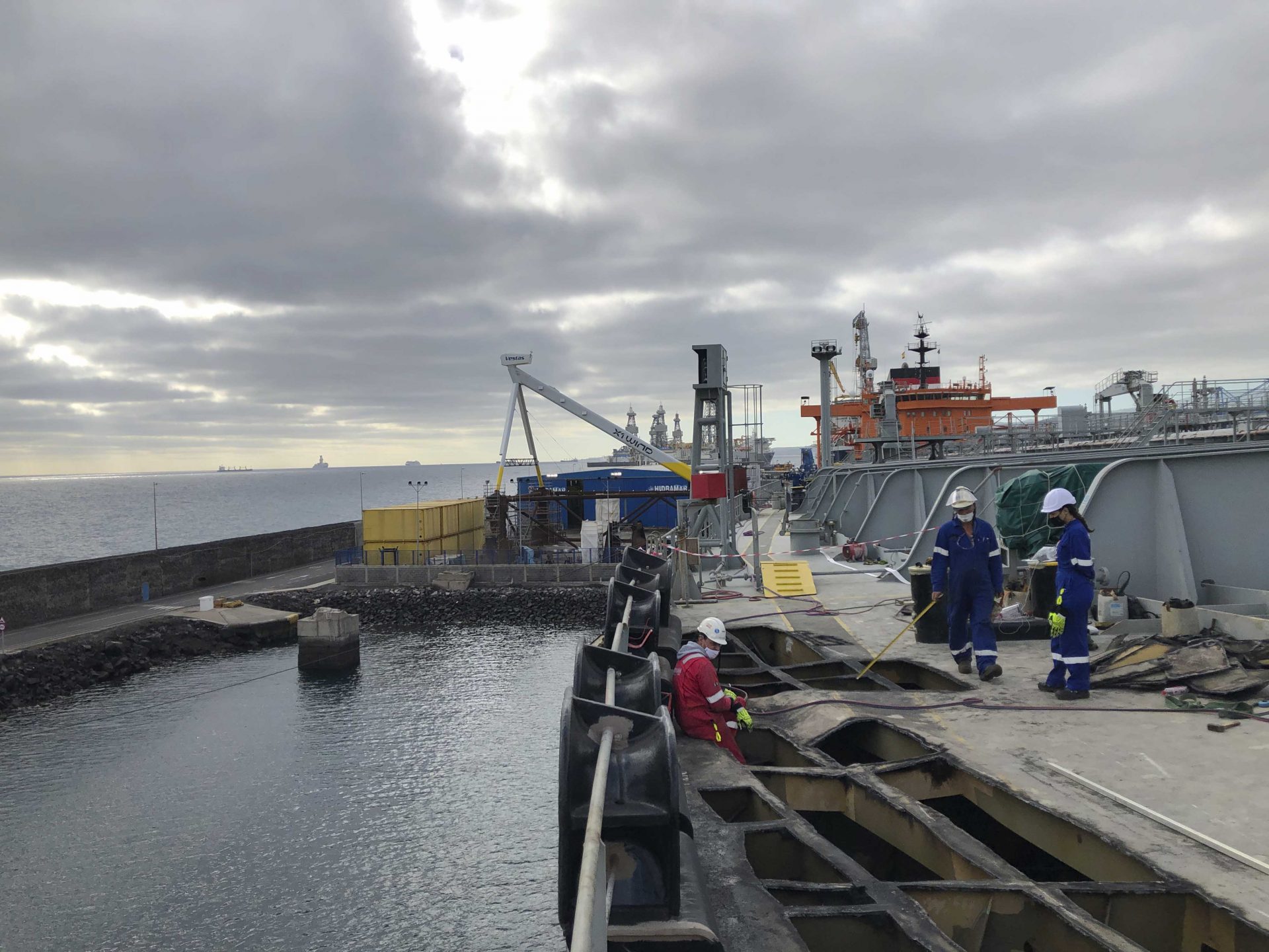 hidramar group takes on hull repair of a crude oil tanker vessel ship metal cutting 001 1
