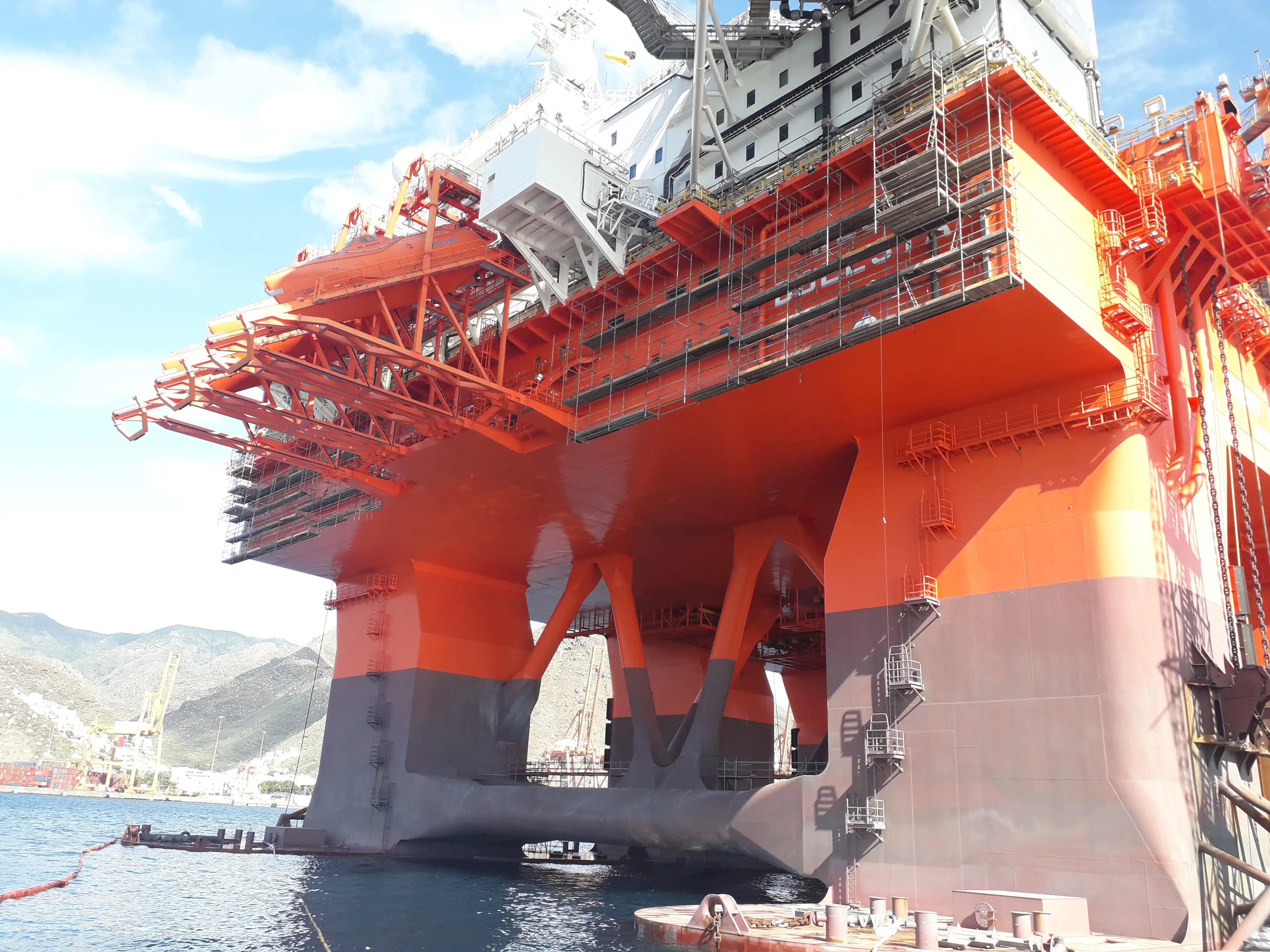 Tenerife Shipyards Scaffolding services for RIGs